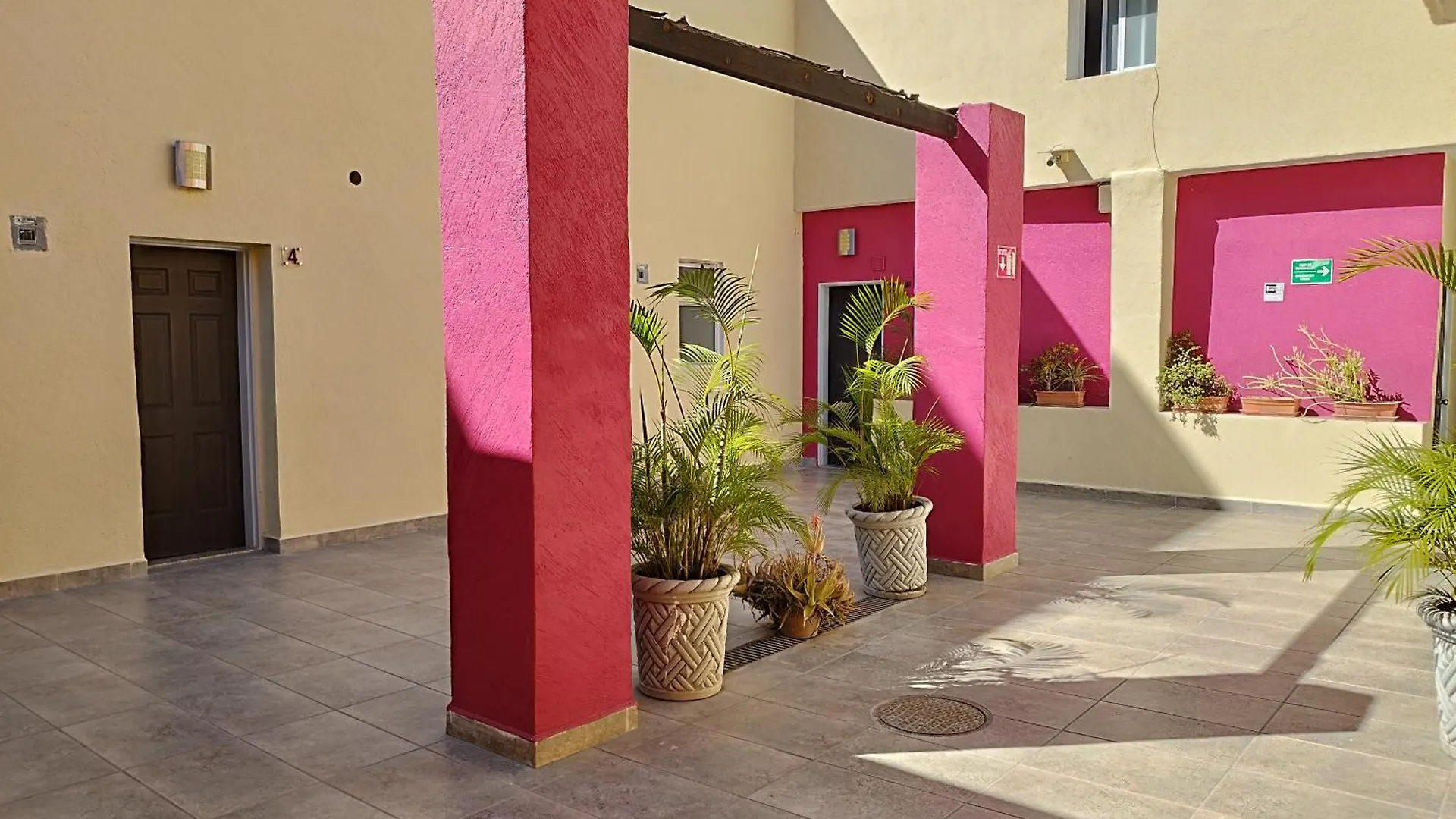 Kapszulahotel Hotel Morelos Guadalajara